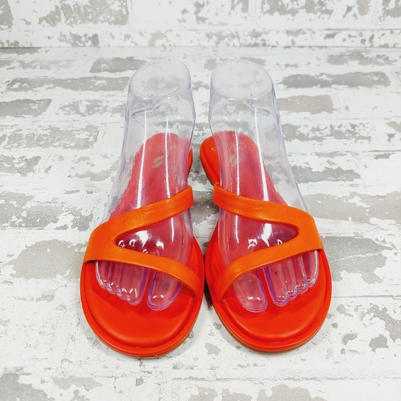 New Sarto By Franco Sarto Women's Red Leather Gwyneth Slide Flat Sandals A268 - Picture 3 of 12